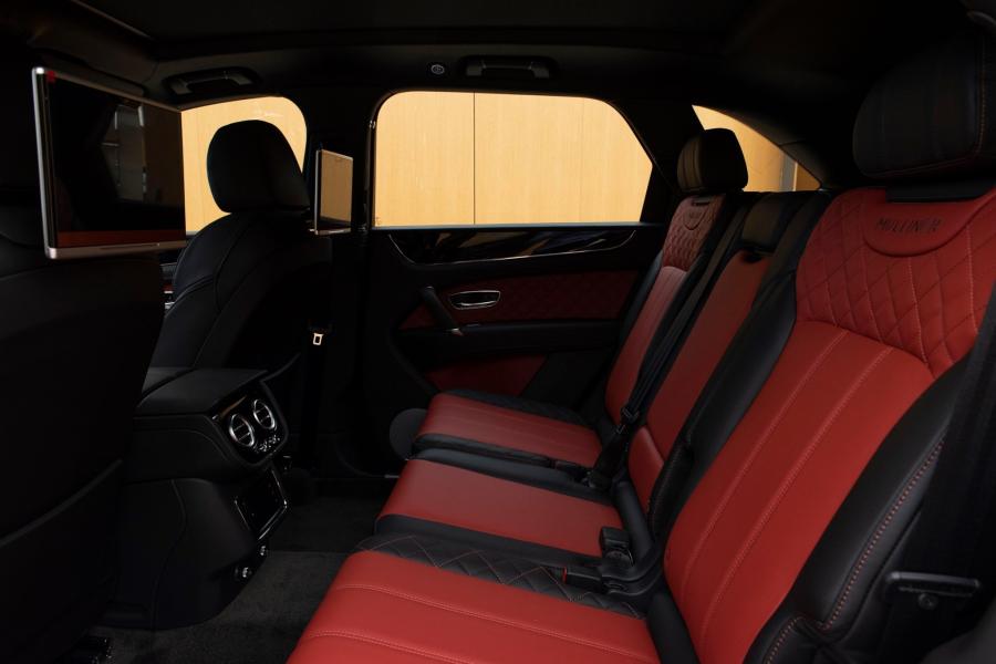 Интерьер Bentley Bentayga V8 2020 года  (UAE) (фото 7 из 10)